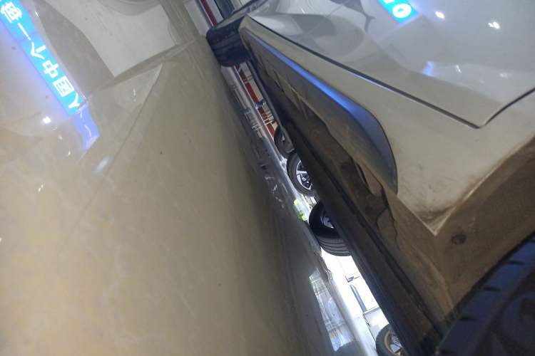 Used AION S 2023 Meizu 580 Lithium Iron Phosphate Left Side Sill
