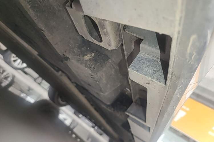 Used AION S 2023 Meizu 580 Lithium Iron Phosphate Left Side Sill