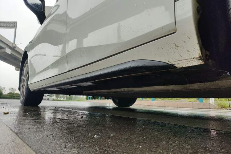 Used AION S 2023 Meizu 580 Lithium Iron Phosphate Left Side Sill