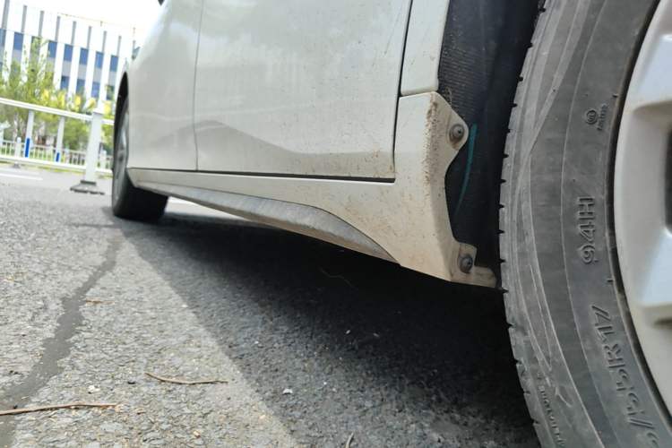 Used AION S 2023 Meizu 580 Lithium Iron Phosphate Left Side Sill