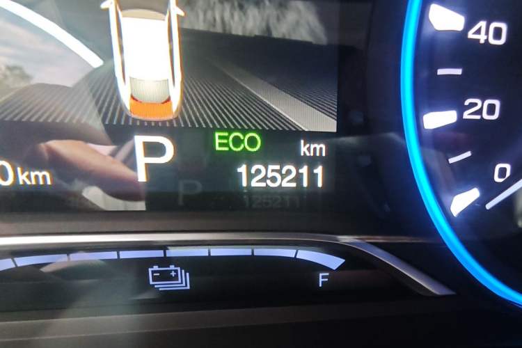 Used AION S 2023 Meizu 580 Lithium Iron Phosphate Odometer Close Up