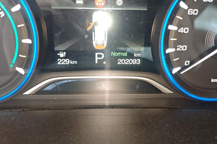 Used AION S 2023 Meizu 580 Lithium Iron Phosphate Odometer Close Up