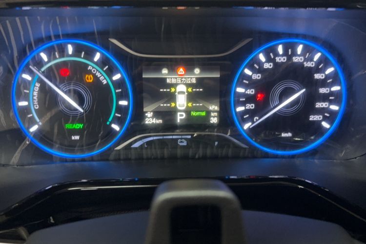 Used AION S 2023 Xuan 530 48.67 kWh Lithium Iron Phosphate Odometer Close Up