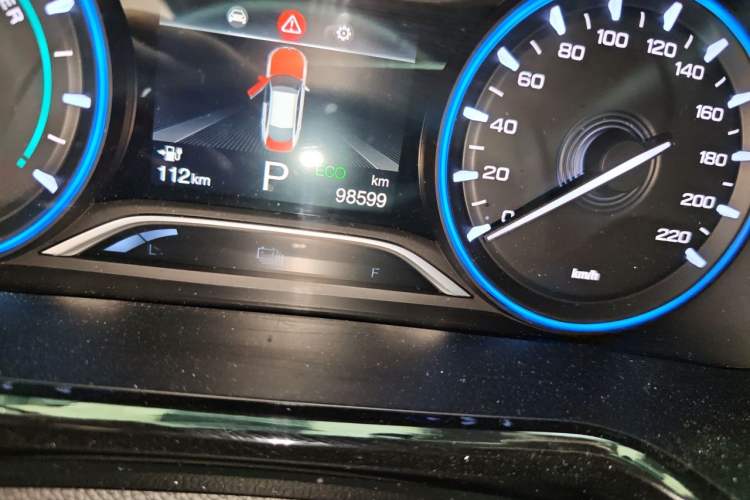 Used AION S 2023 Meizu 580 Lithium Iron Phosphate Odometer Close Up
