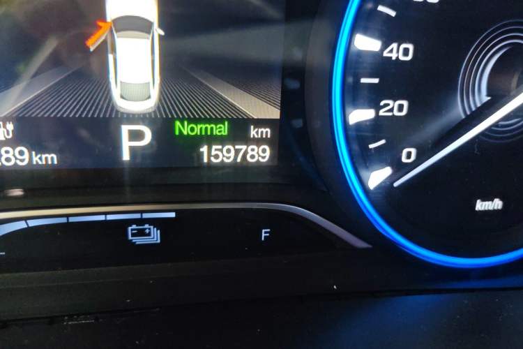 Used AION S 2023 Meizu 580 Lithium Iron Phosphate Odometer Close Up