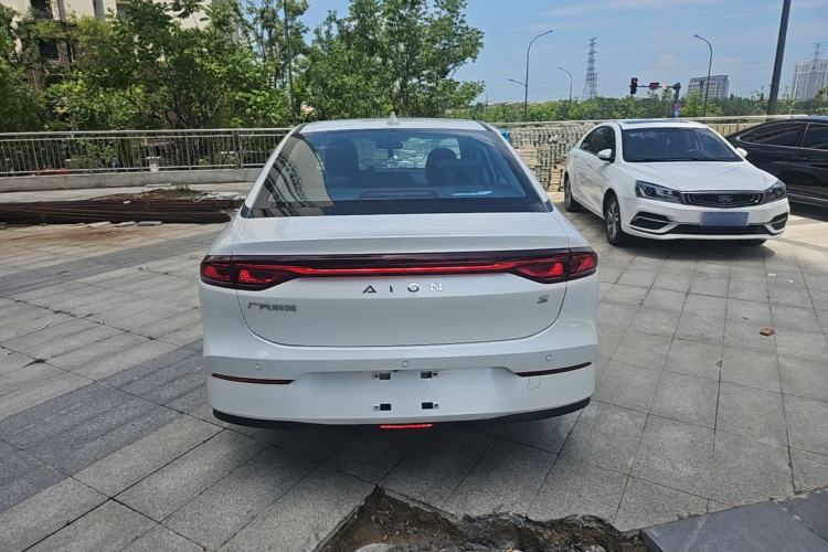Used AION S 2023 Meizu 580 Lithium Iron Phosphate Rear