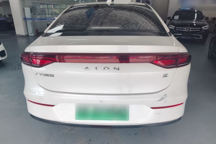 Used AION S 2023 Xuan 580 55.2 kWh Lithium Iron Phosphate Rear
