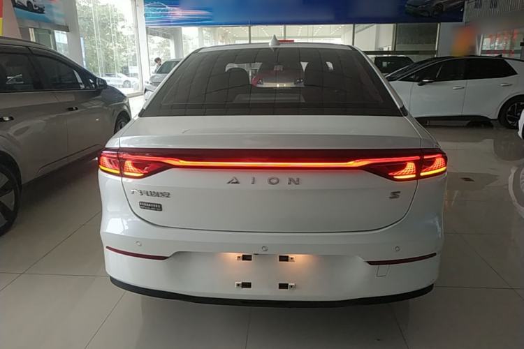 Used AION S 2023 Meizu 580 Lithium Iron Phosphate Rear