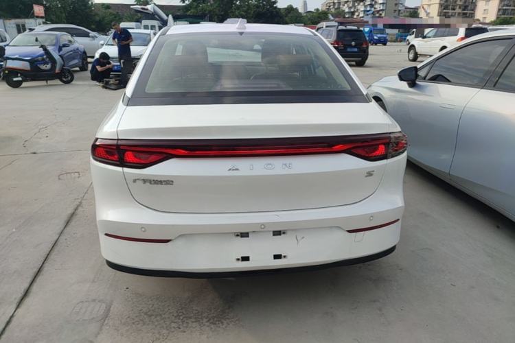 Used AION S 2023 Meizu 580 Lithium Iron Phosphate Rear