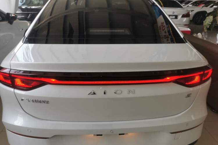 Used AION S 2023 Meizu 580 Lithium Iron Phosphate Rear