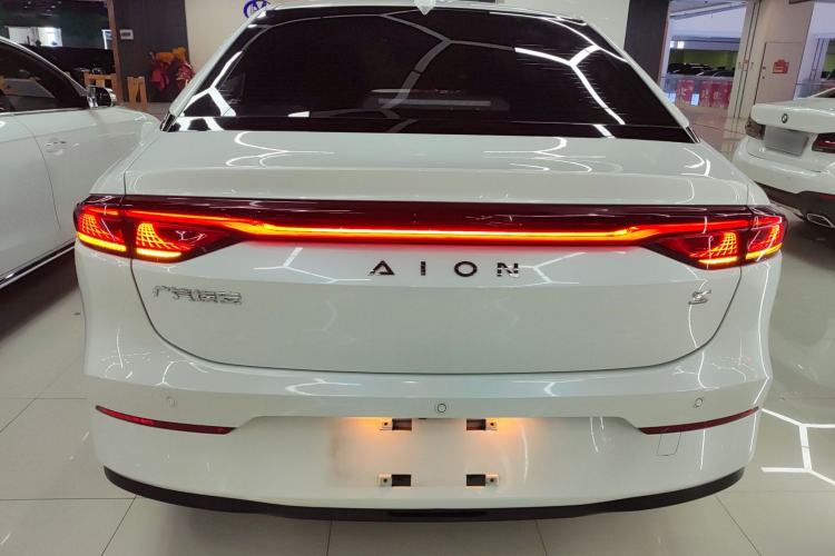 Used AION S 2023 Meizu 580 Lithium Iron Phosphate Rear