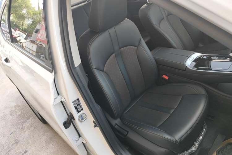 Used AION S 2023 Meizu 580 Lithium Iron Phosphate Right Front Seat