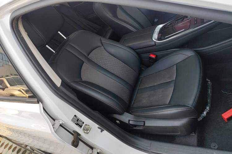Used AION S 2023 Meizu 580 Lithium Iron Phosphate Right Front Seat