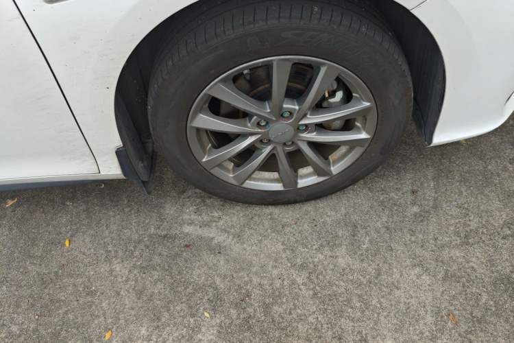 Used AION S 2023 Meizu 580 Lithium Iron Phosphate Right Front Wheel Hub