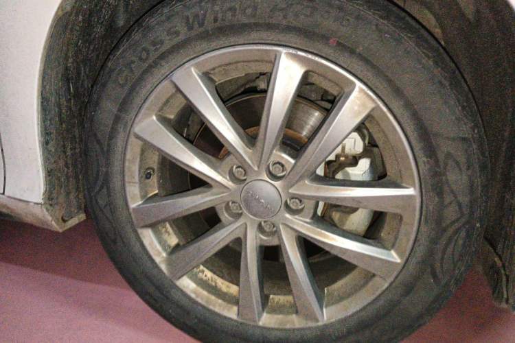 Used AION S 2023 Meizu 580 Lithium Iron Phosphate Right Front Wheel Hub