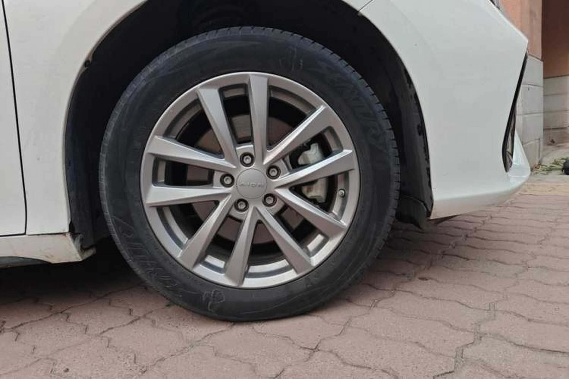 Used AION S 2023 Meizu 580 Lithium Iron Phosphate Right Front Wheel Hub