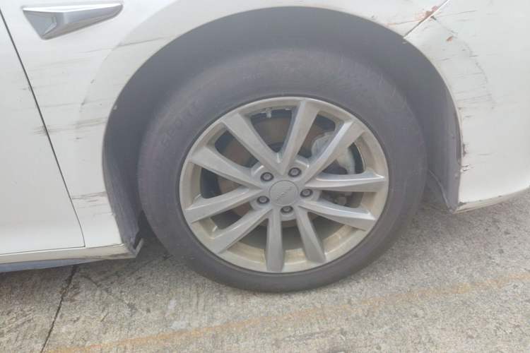 Used AION S 2023 Meizu 580 Lithium Iron Phosphate Right Front Wheel Hub