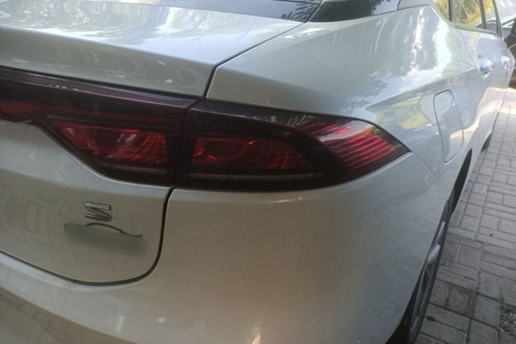 Used AION S 2023 Meizu 580 Lithium Iron Phosphate Right Rear Taillight