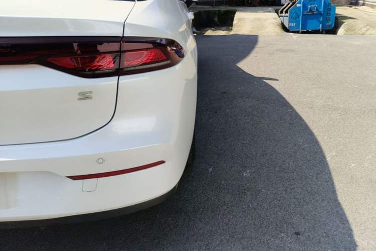 Used AION S 2023 Meizu 580 Lithium Iron Phosphate Right Rear Taillight