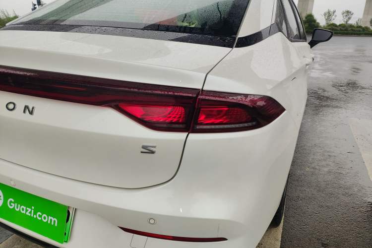 Used AION S 2023 Meizu 580 Lithium Iron Phosphate Right Rear Taillight