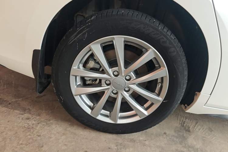 Used AION S 2023 Meizu 580 Lithium Iron Phosphate Right Rear Wheel Hub
