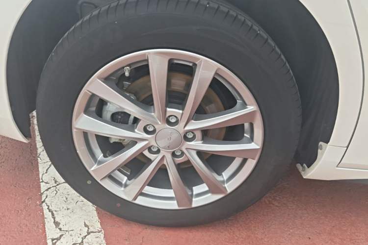 Used AION S 2023 Meizu 580 Lithium Iron Phosphate Right Rear Wheel Hub