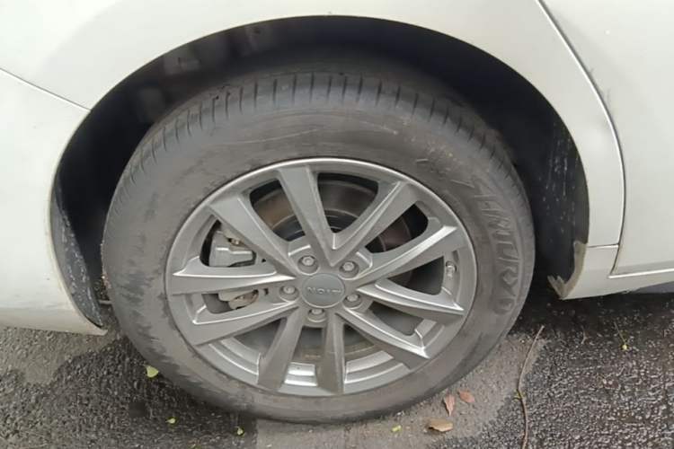 Used AION S 2023 Meizu 580 Lithium Iron Phosphate Right Rear Wheel Hub