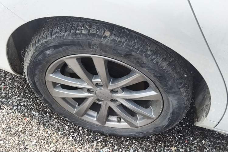 Used AION S 2023 Meizu 580 Lithium Iron Phosphate Right Rear Wheel Hub