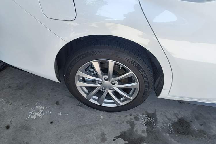 Used AION S 2023 Meizu 580 Lithium Iron Phosphate Right Rear Wheel Hub