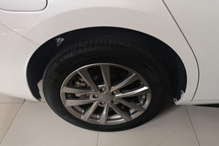 Used AION S 2023 Meizu 580 Lithium Iron Phosphate Right Rear Wheel Hub