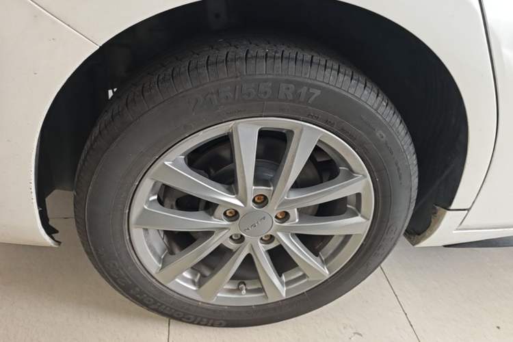 Used AION S 2023 Meizu 580 Lithium Iron Phosphate Right Rear Wheel Hub