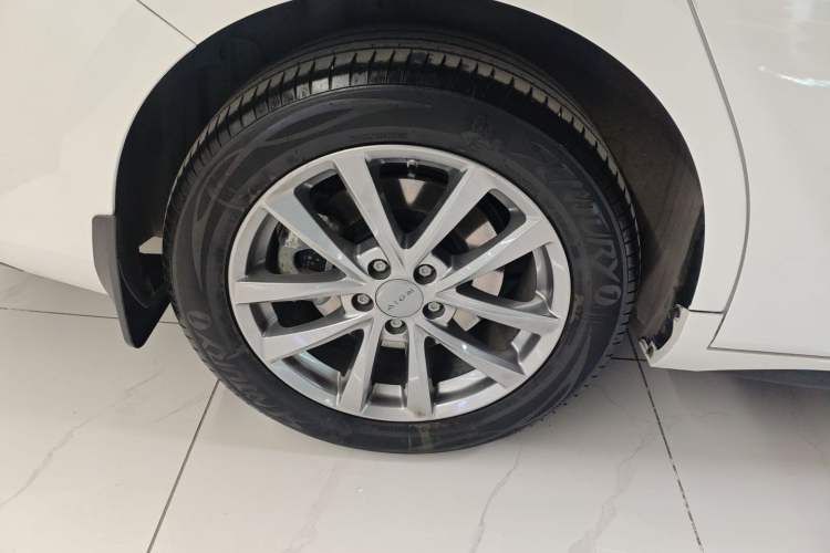 Used AION S 2023 Meizu 580 Lithium Iron Phosphate Right Rear Wheel Hub