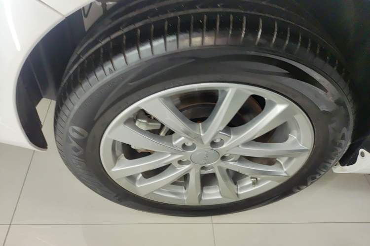 Used AION S 2023 Meizu 580 Lithium Iron Phosphate Right Rear Wheel Hub