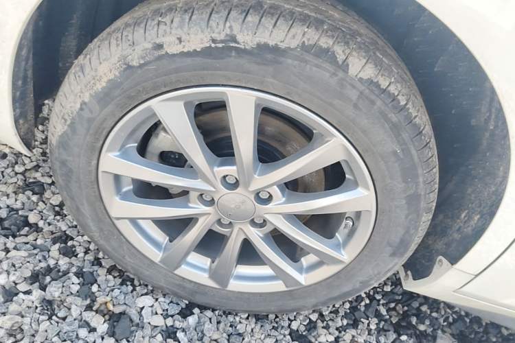 Used AION S 2023 Meizu 580 Lithium Iron Phosphate Right Rear Wheel Hub
