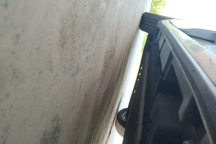 Used AION S 2023 Meizu 580 Lithium Iron Phosphate Right Side Sill