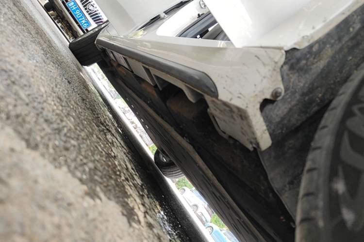 Used AION S 2023 Meizu 580 Lithium Iron Phosphate Right Side Sill