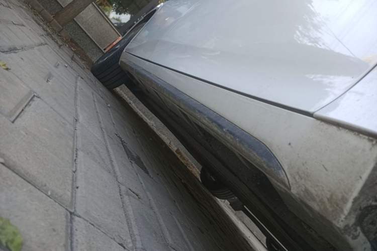 Used AION S 2023 Meizu 580 Lithium Iron Phosphate Right Side Sill