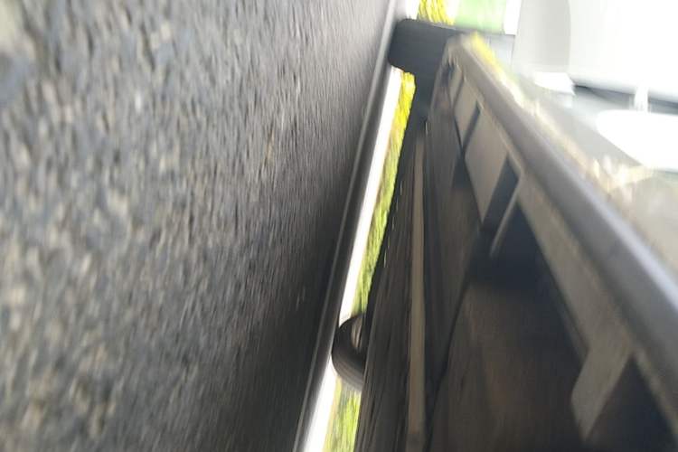 Used AION S 2023 Meizu 580 Lithium Iron Phosphate Right Side Sill