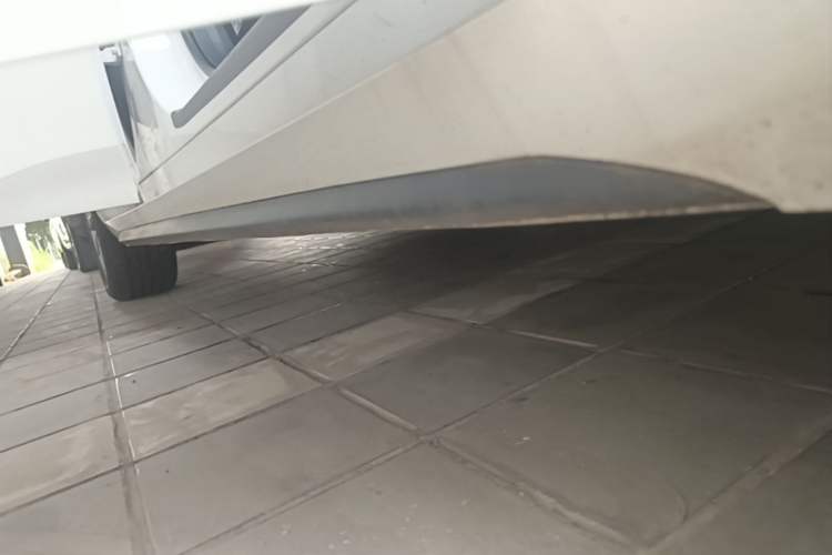Used AION S 2023 Meizu 580 Lithium Iron Phosphate Right Side Sill