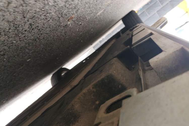 Used AION S 2023 Meizu 580 Lithium Iron Phosphate Right Side Sill