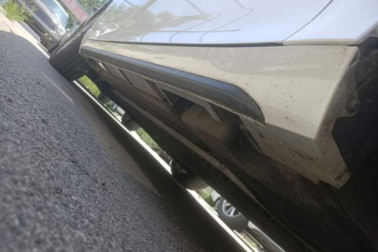 Used AION S 2023 Meizu 580 Lithium Iron Phosphate Right Side Sill