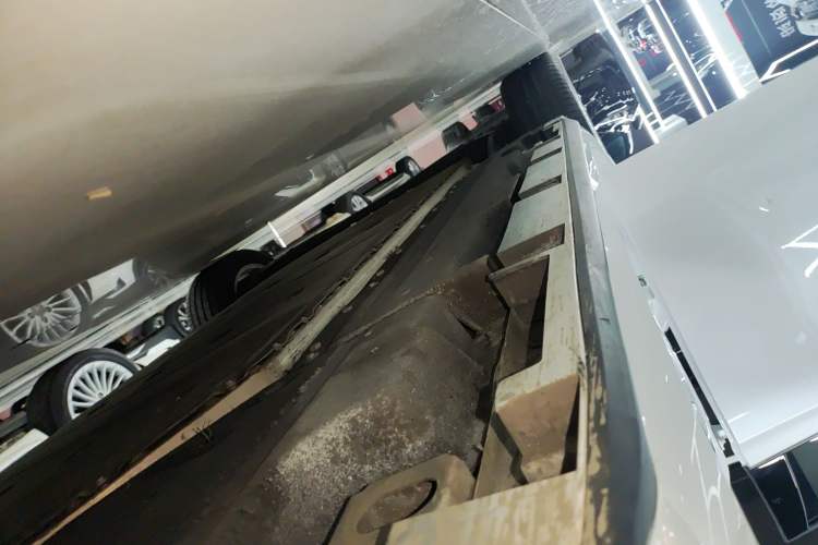 Used AION S 2023 Meizu 580 Lithium Iron Phosphate Right Side Sill