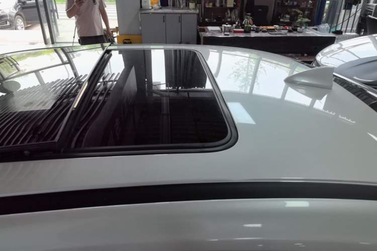 Used AION S 2023 Xuan 580 55.2 kWh Lithium Iron Phosphate Roof