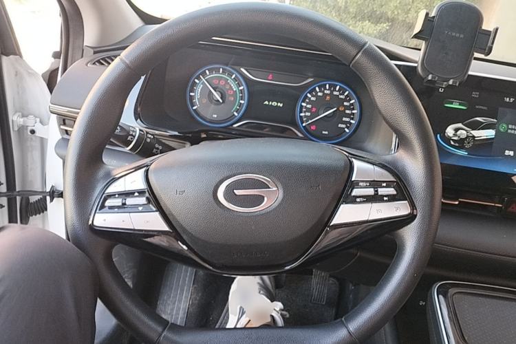 Used AION S 2023 Meizu 580 Lithium Iron Phosphate Steering Wheel