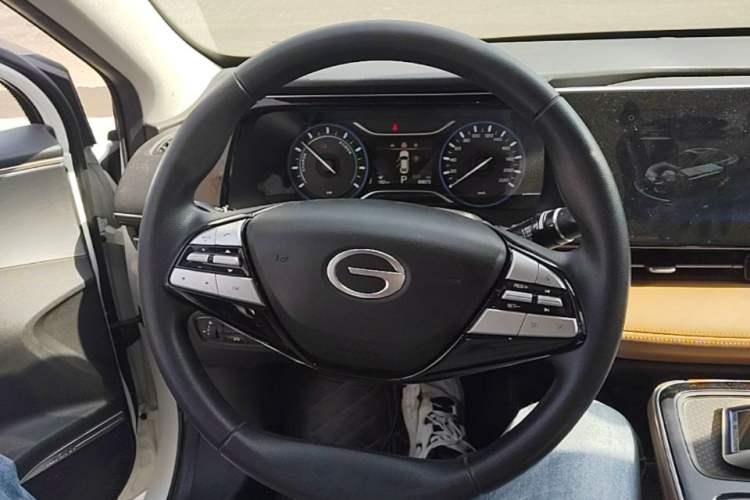 Used AION S 2023 Meizu 580 Lithium Iron Phosphate Steering Wheel