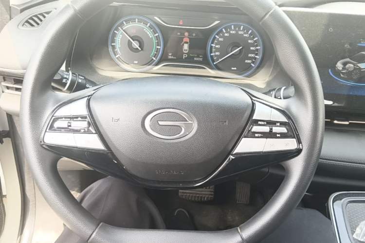 Used AION S 2023 Meizu 580 Lithium Iron Phosphate Steering Wheel