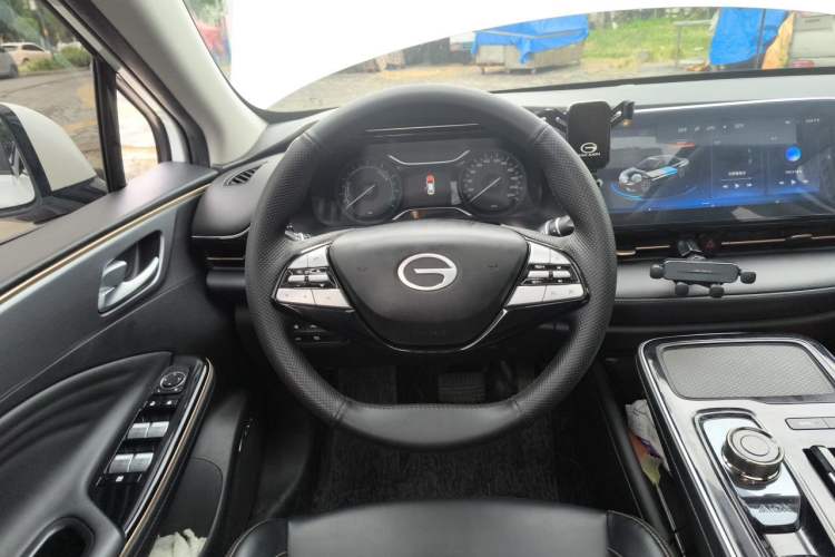 Used AION S 2023 Meizu 580 Lithium Iron Phosphate Steering Wheel
