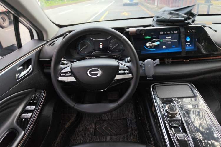 Used AION S 2023 Meizu 580 Lithium Iron Phosphate Steering Wheel