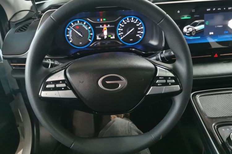 Used AION S 2023 Meizu 580 Lithium Iron Phosphate Steering Wheel