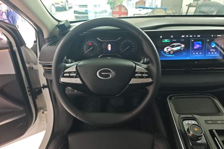 Used AION S 2023 Meizu 580 Lithium Iron Phosphate Steering Wheel